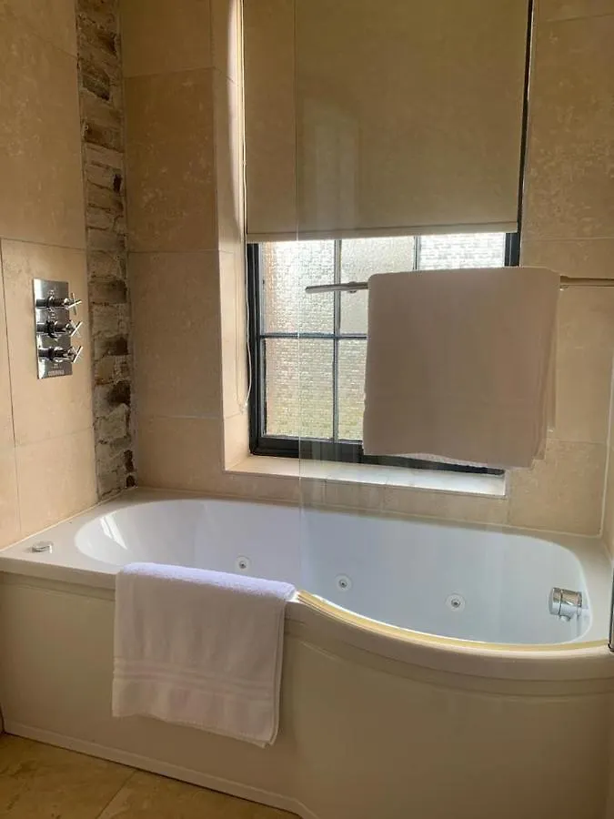 The Weavers Shed Hotel Huddersfield